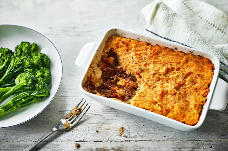 Vegetarian Sunday Special Vegan lentil & sweet potato cottage pie Recipe