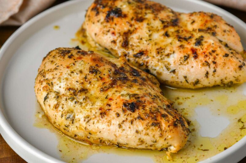 Easy Mediterranean Baked Chicken Breast
