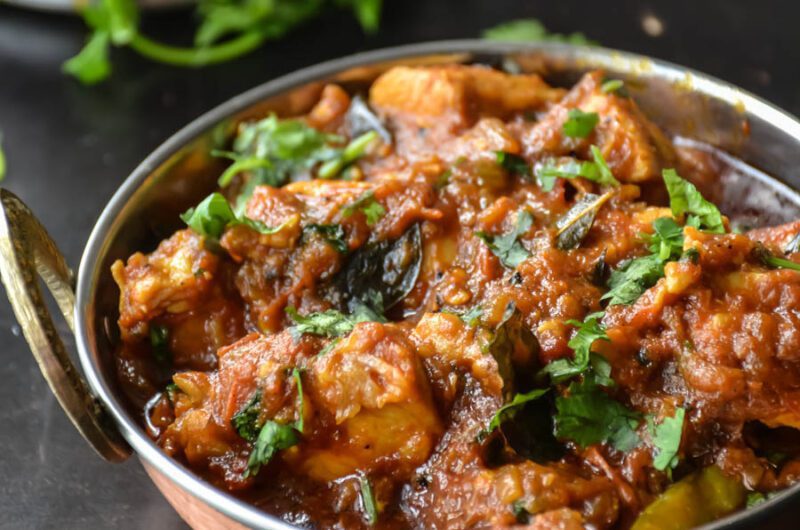 Easy Chicken Curry Recipe with Indian Spices