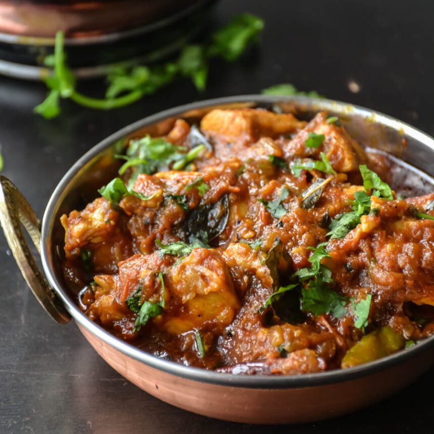 how to make curry chicken​, Chicken curry