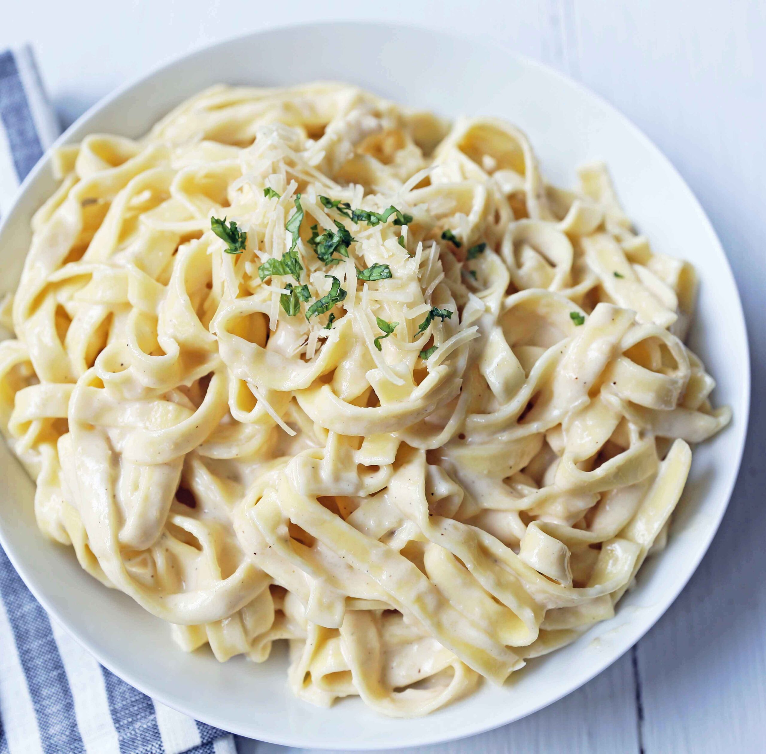 Fettuccine-Alfredo-Recipe