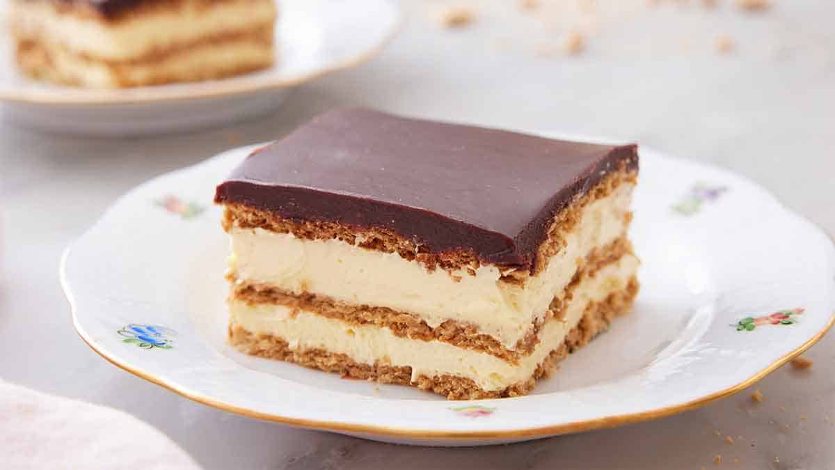 Chocolate Eclair Cake