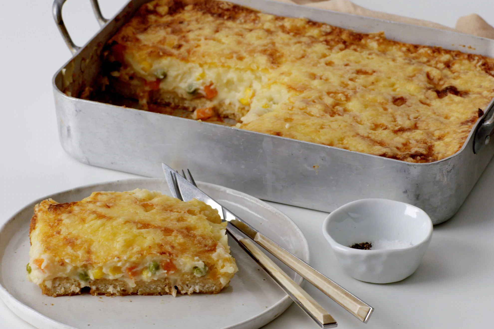 Cheesy fish finger pie