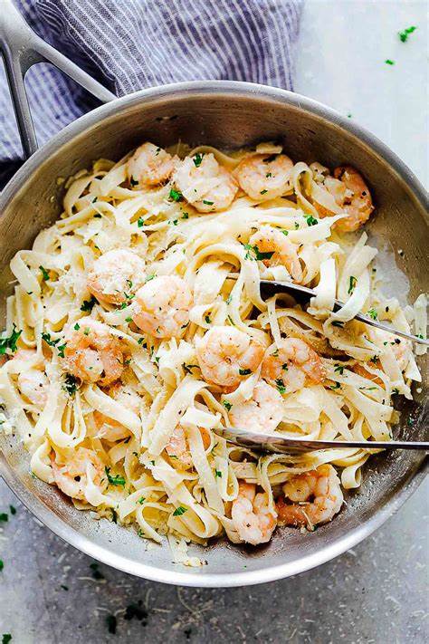 Creamy Garlic Butter Shrimp Pasta