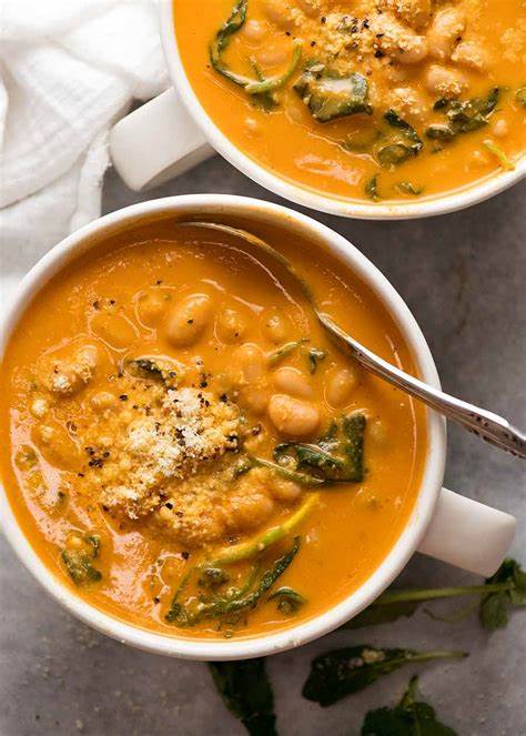 Creamy Tomato Bean Soup
