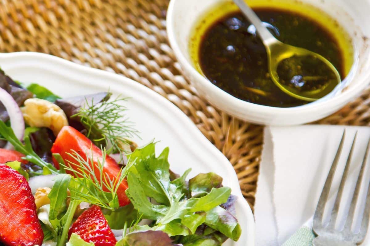ESER’s Balsamic Salad Dressing