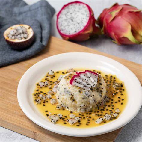 Sticky Rice with Passion Fruit Sauce