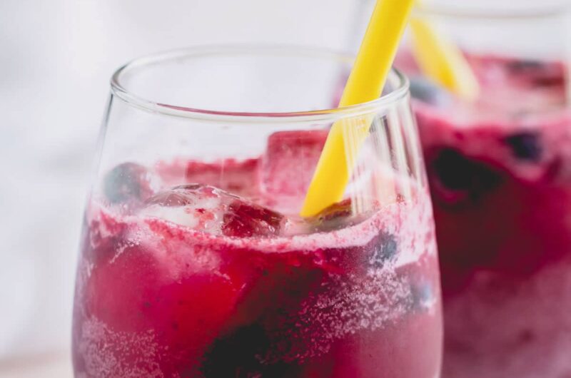 Sparkling Blueberry Lemonade